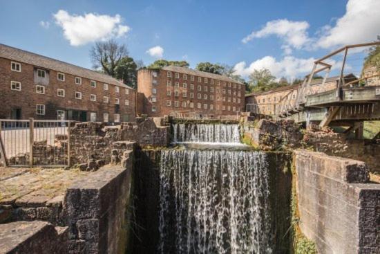 1 Coach House Mews - Matlock Bath Apartment Екстериор снимка
